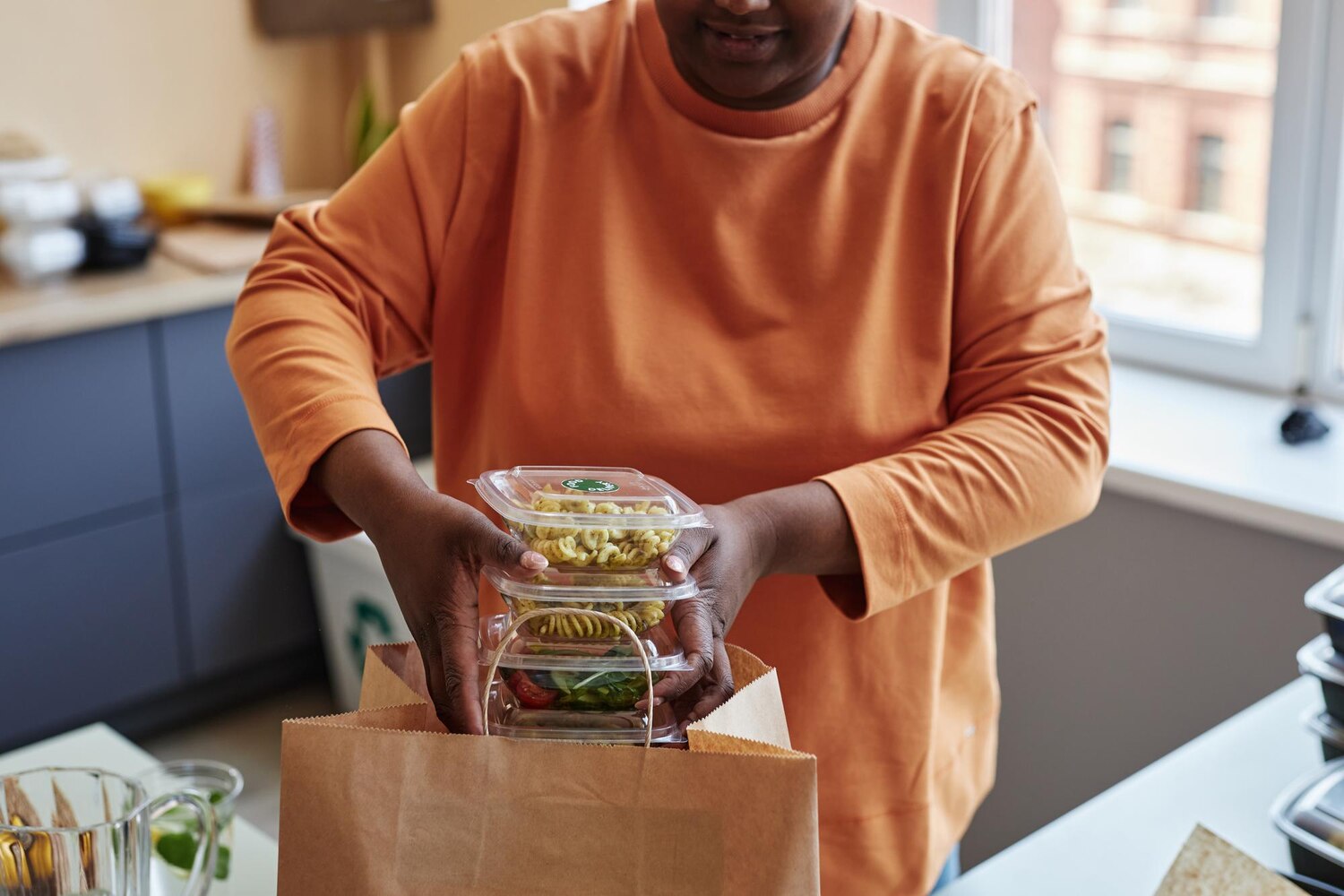 Porównanie popularnych rodzajów diet pudełkowych – wege, keto, low IG, standard