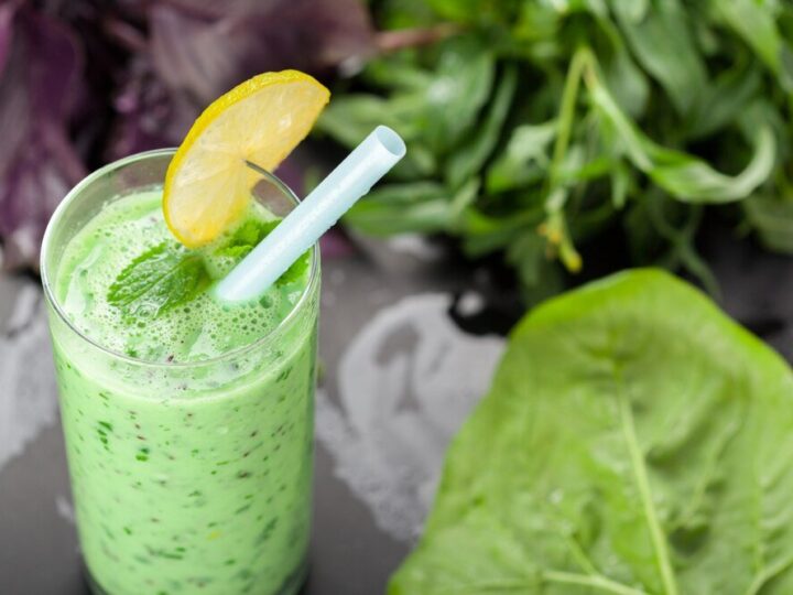 Najzdrowsze zielone smoothie: 17 przepisów na boost energii