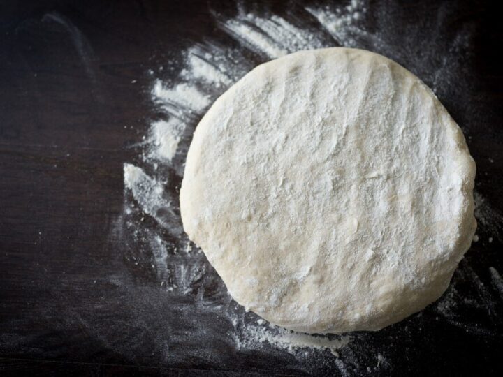 Przepis na idealne ciasto na pizzę według Magdy Gessler