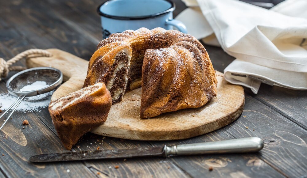 Babka piaskowa – przepis na puszyste, klasyczne ciasto