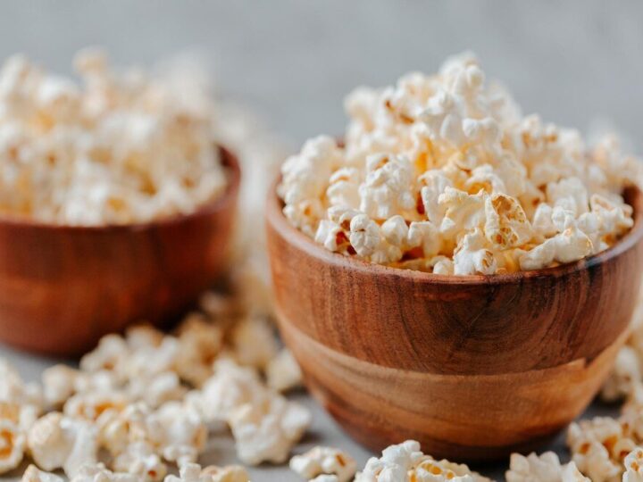 Jak zrobić popcorn w garnku – domowa przekąska krok po kroku