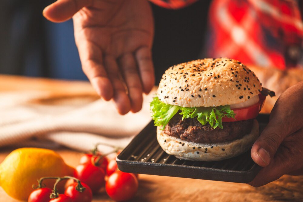Jak zrobić kotlety do hamburgerów – prosty domowy sposób