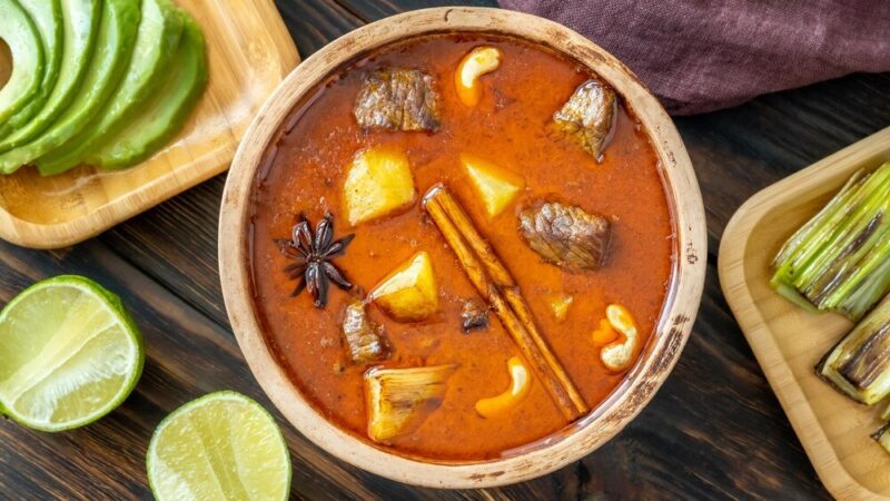 Massaman curry – przepis na aromatyczne tajskie danie