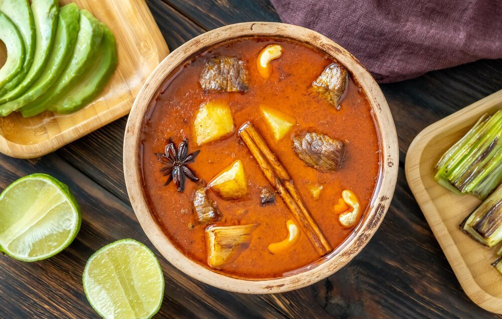 Massaman curry – przepis na aromatyczne tajskie danie